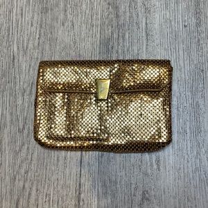 Vintage Whiting and Davis clutch